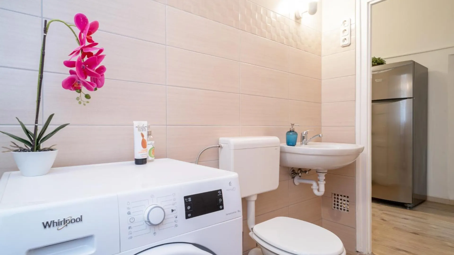 Vaci Street Centre Modern Apt With 3Brs Ac Budapest Lejlighed