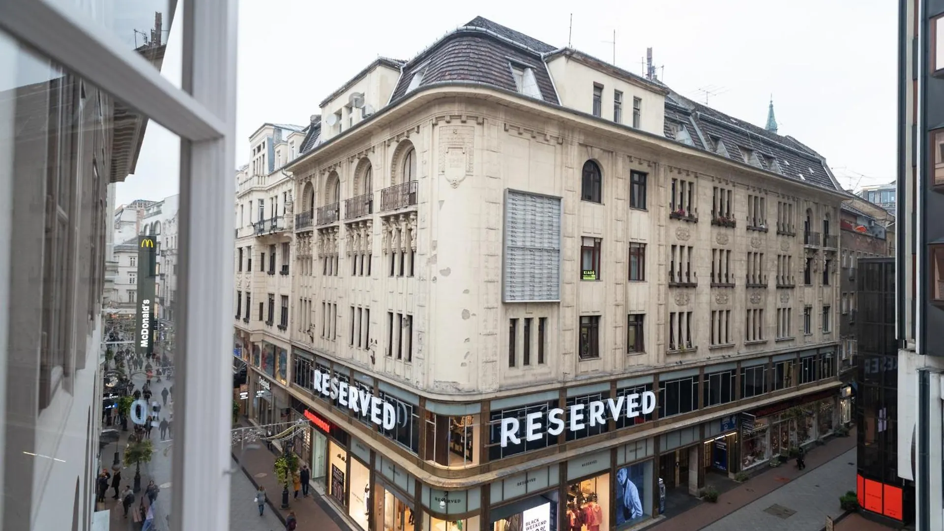 Vaci Street Centre Modern Apt With 3Brs Ac Budapest 0*,